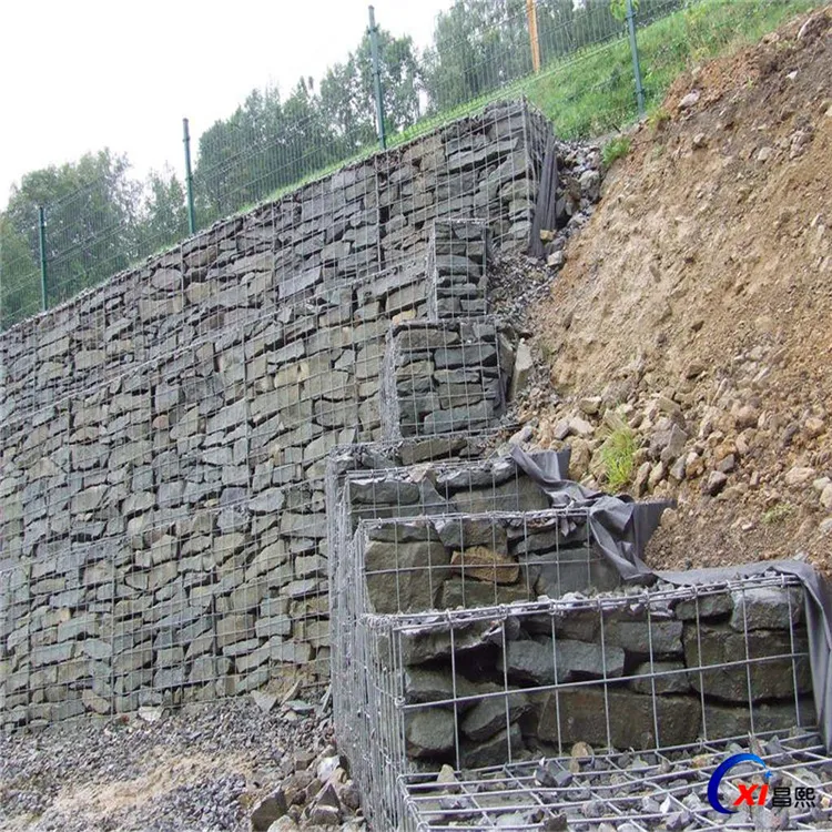 cost of chain link fencing per foot